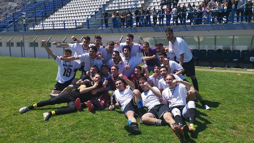 Νικήτρια στον τελικό ποδοσφαίρου η Νομική 
