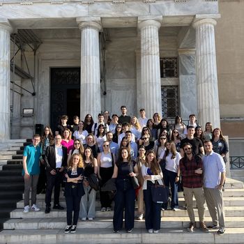 ΕΠΙΣΚΕΨΗ ΦΟΙΤΗΤΩΝ ΝΟΜΙΚΗΣ ΣΧΟΛΗΣ ΕΚΠΑ ΣΤΗ ΒΟΥΛΗ ΤΩΝ ΕΛΛΗΝΩΝ 